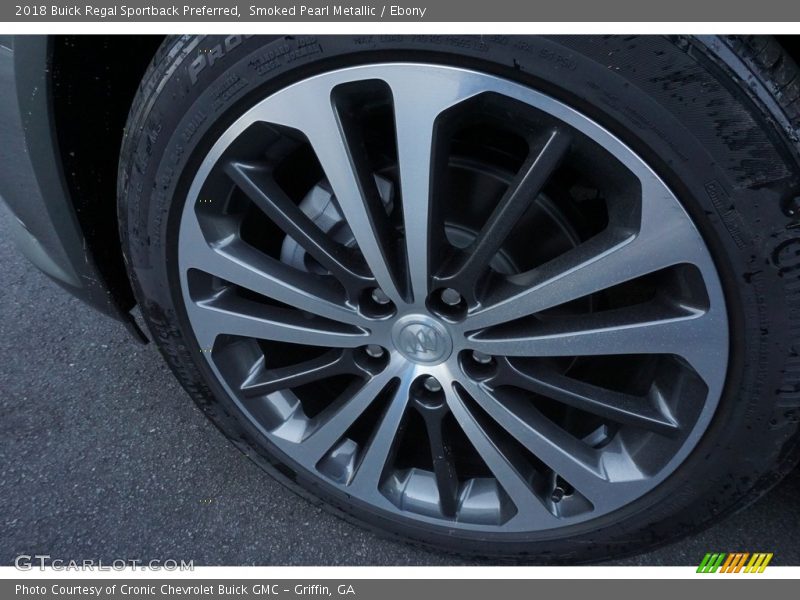 Smoked Pearl Metallic / Ebony 2018 Buick Regal Sportback Preferred
