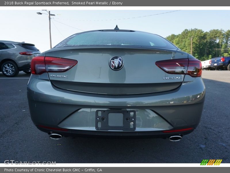 Smoked Pearl Metallic / Ebony 2018 Buick Regal Sportback Preferred