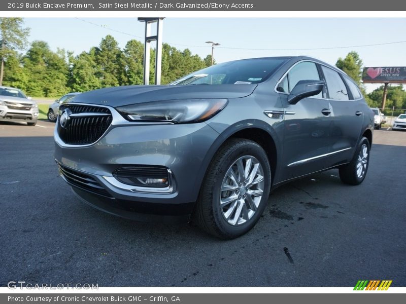 Front 3/4 View of 2019 Enclave Premium