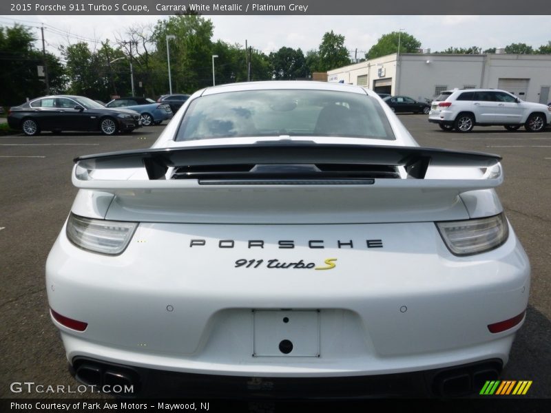 Carrara White Metallic / Platinum Grey 2015 Porsche 911 Turbo S Coupe