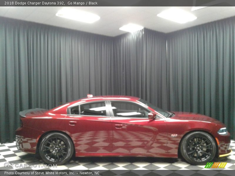 Go Mango / Black 2018 Dodge Charger Daytona 392