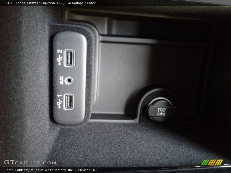 Go Mango / Black 2018 Dodge Charger Daytona 392