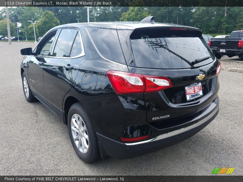 Mosaic Black Metallic / Jet Black 2019 Chevrolet Equinox LT