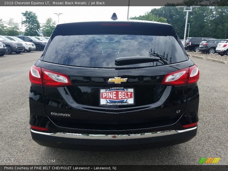 Mosaic Black Metallic / Jet Black 2019 Chevrolet Equinox LT