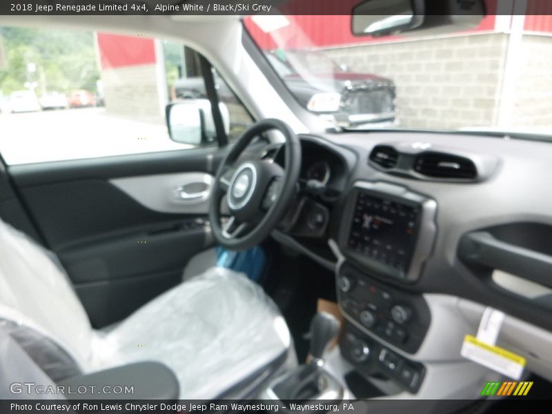 Alpine White / Black/Ski Grey 2018 Jeep Renegade Limited 4x4