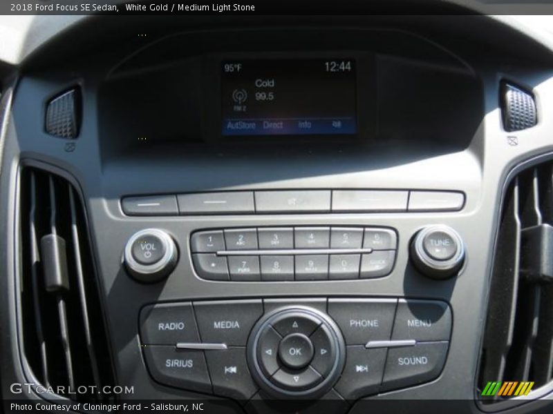 White Gold / Medium Light Stone 2018 Ford Focus SE Sedan