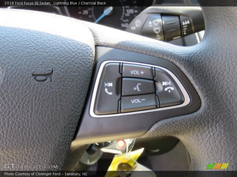 Lightning Blue / Charcoal Black 2018 Ford Focus SE Sedan