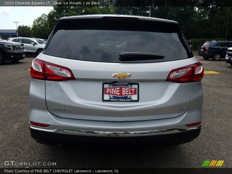 Silver Ice Metallic / Jet Black 2019 Chevrolet Equinox LT