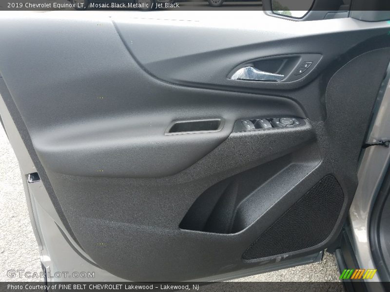 Mosaic Black Metallic / Jet Black 2019 Chevrolet Equinox LT