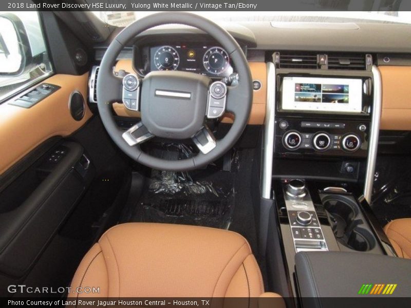 Yulong White Metallic / Vintage Tan/Ebony 2018 Land Rover Discovery HSE Luxury