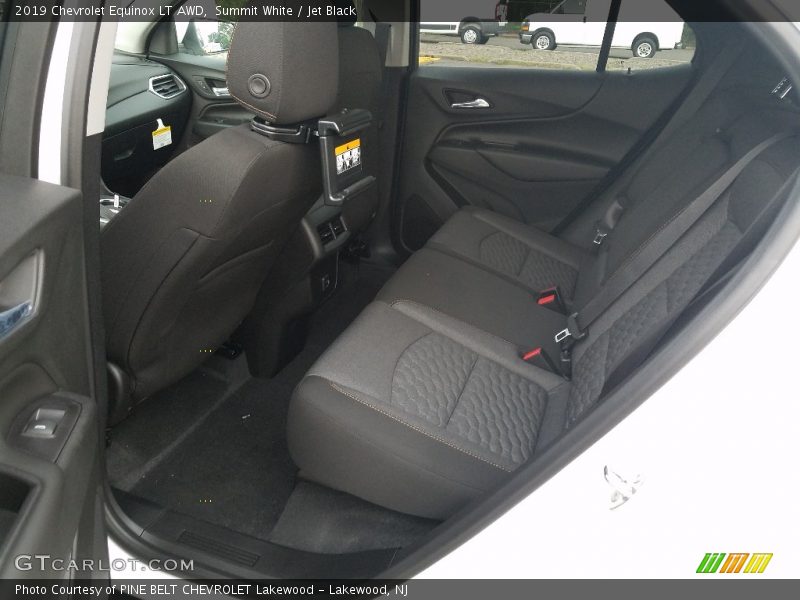 Summit White / Jet Black 2019 Chevrolet Equinox LT AWD