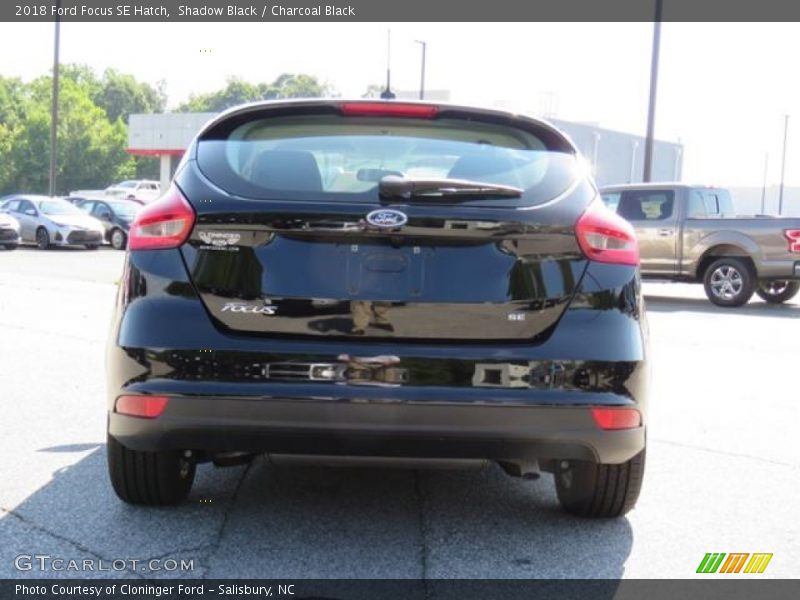 Shadow Black / Charcoal Black 2018 Ford Focus SE Hatch