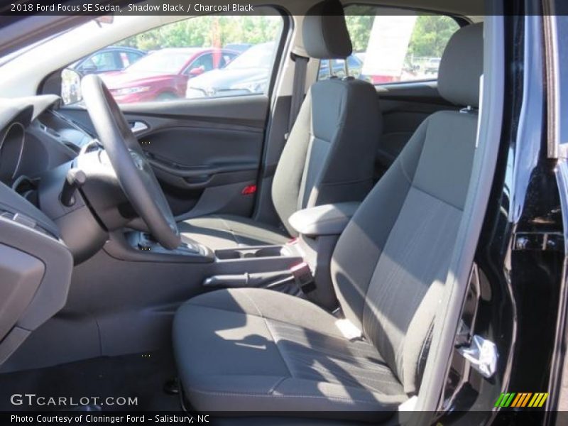 Shadow Black / Charcoal Black 2018 Ford Focus SE Sedan