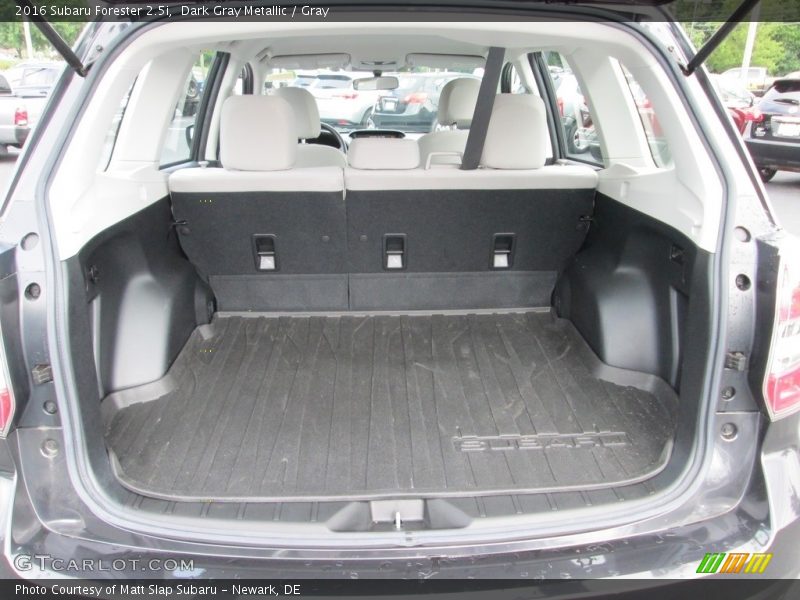 Dark Gray Metallic / Gray 2016 Subaru Forester 2.5i
