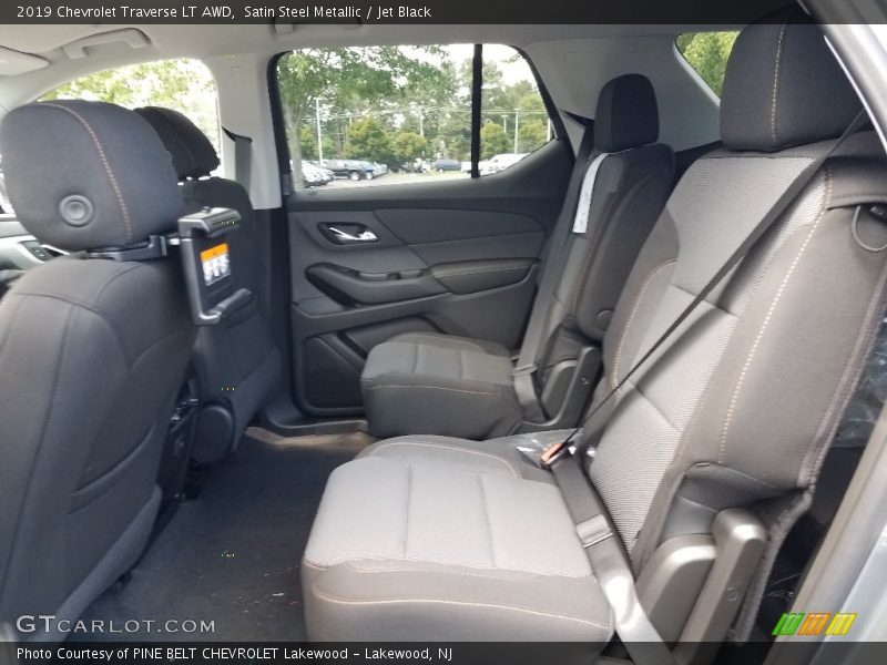 Satin Steel Metallic / Jet Black 2019 Chevrolet Traverse LT AWD