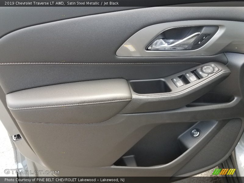 Satin Steel Metallic / Jet Black 2019 Chevrolet Traverse LT AWD