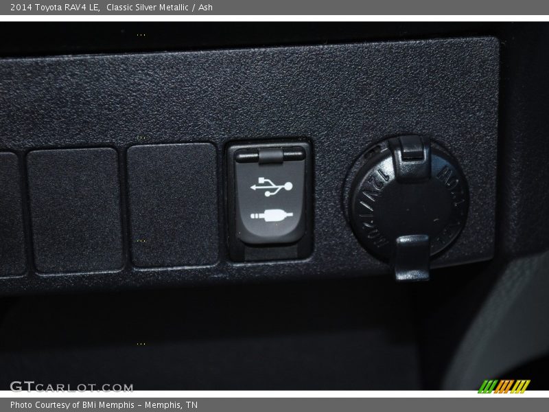 Classic Silver Metallic / Ash 2014 Toyota RAV4 LE