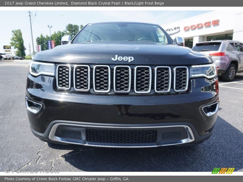 Diamond Black Crystal Pearl / Black/Light Frost Beige 2017 Jeep Grand Cherokee Limited