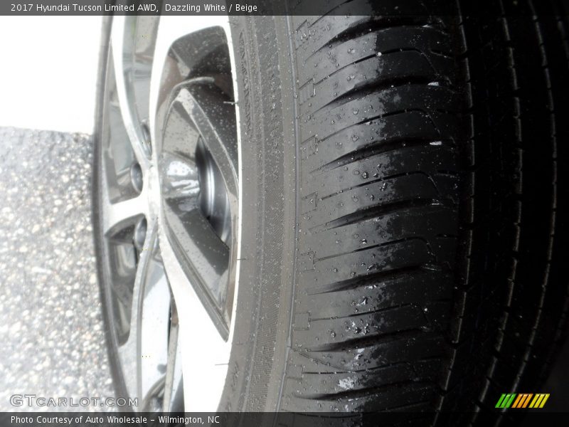 Dazzling White / Beige 2017 Hyundai Tucson Limited AWD