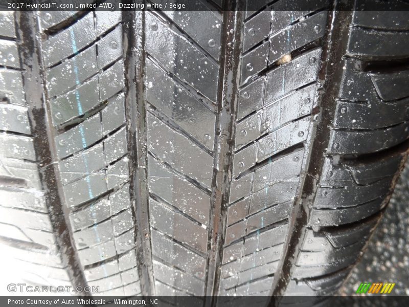 Dazzling White / Beige 2017 Hyundai Tucson Limited AWD