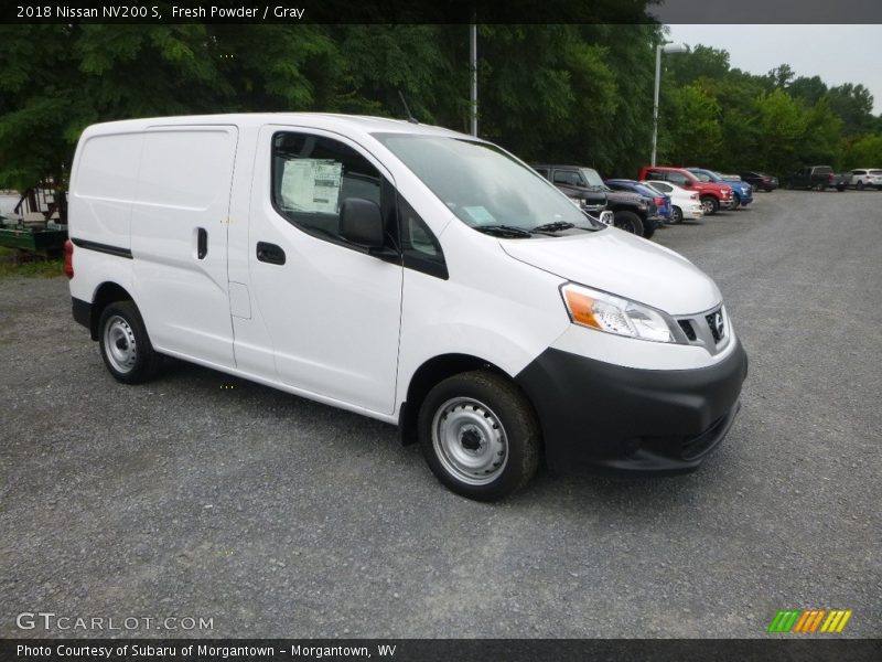 Front 3/4 View of 2018 NV200 S