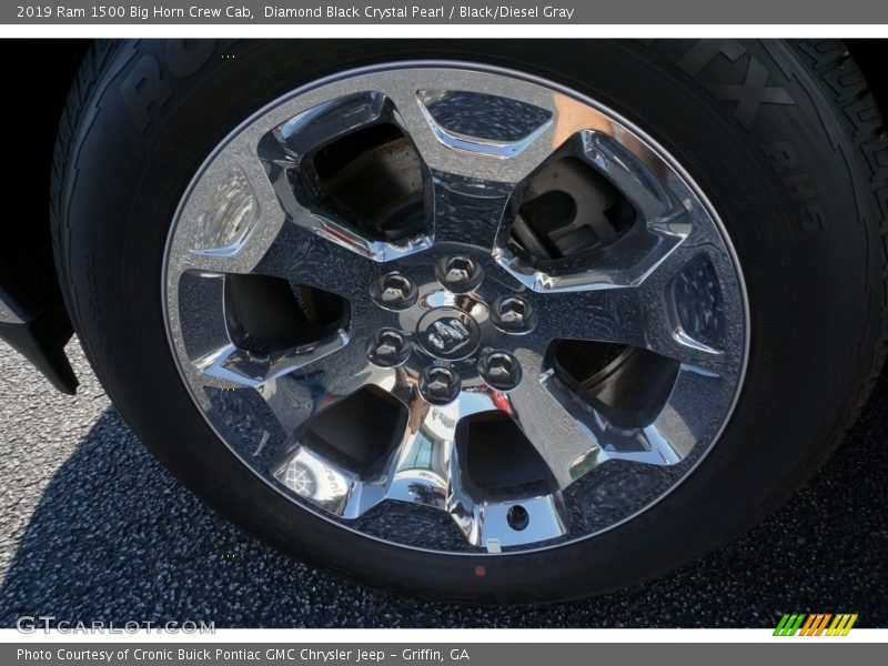 Diamond Black Crystal Pearl / Black/Diesel Gray 2019 Ram 1500 Big Horn Crew Cab