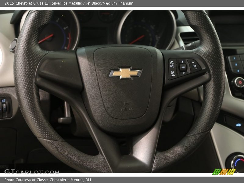 Silver Ice Metallic / Jet Black/Medium Titanium 2015 Chevrolet Cruze LS