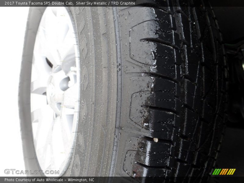 Silver Sky Metallic / TRD Graphite 2017 Toyota Tacoma SR5 Double Cab
