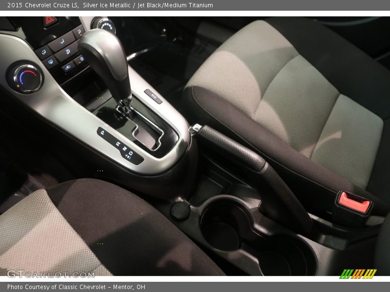 Silver Ice Metallic / Jet Black/Medium Titanium 2015 Chevrolet Cruze LS