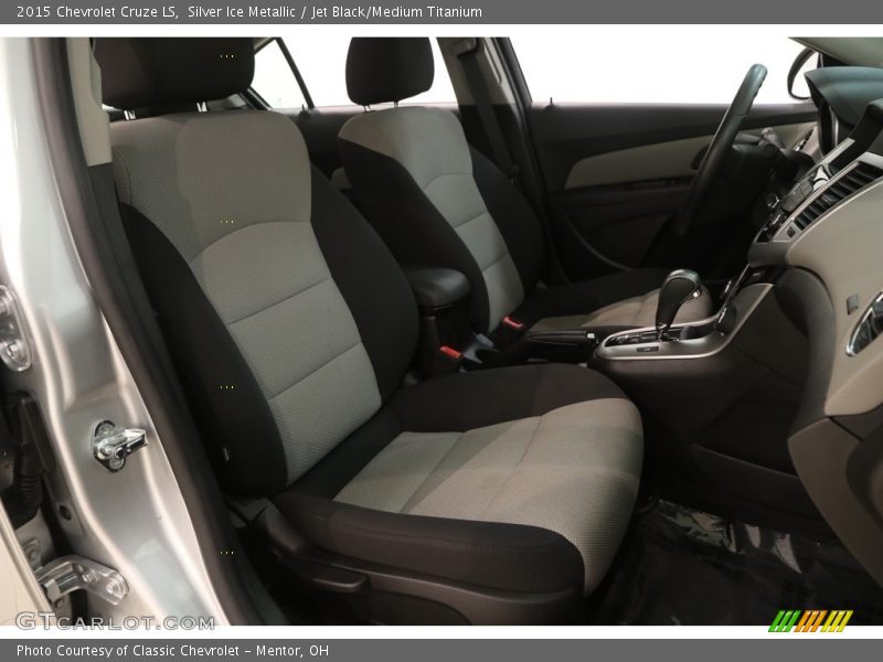 Silver Ice Metallic / Jet Black/Medium Titanium 2015 Chevrolet Cruze LS