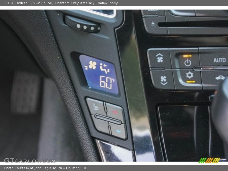 Controls of 2014 CTS -V Coupe