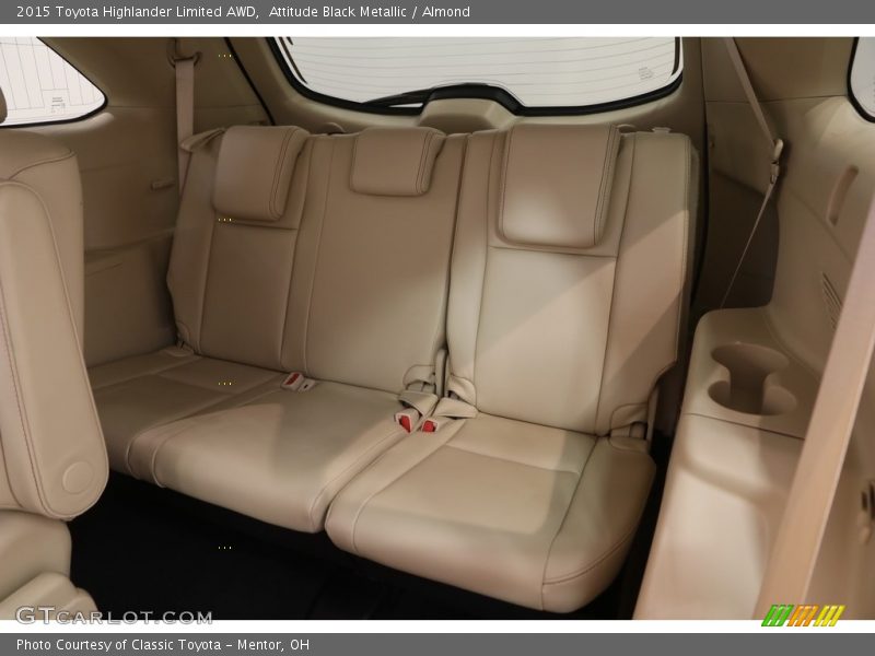 Attitude Black Metallic / Almond 2015 Toyota Highlander Limited AWD