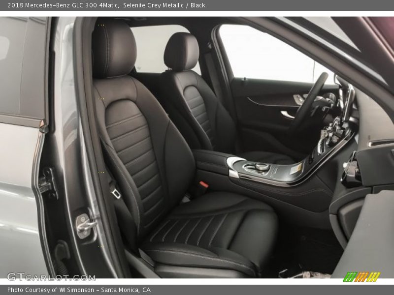 Selenite Grey Metallic / Black 2018 Mercedes-Benz GLC 300 4Matic