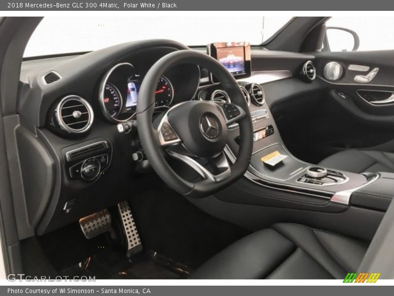 Dashboard of 2018 GLC 300 4Matic