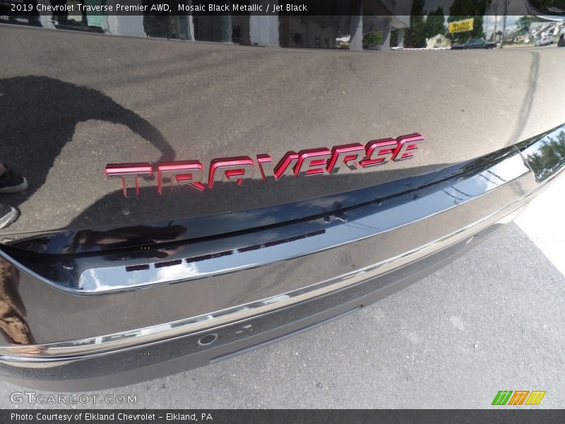 Mosaic Black Metallic / Jet Black 2019 Chevrolet Traverse Premier AWD