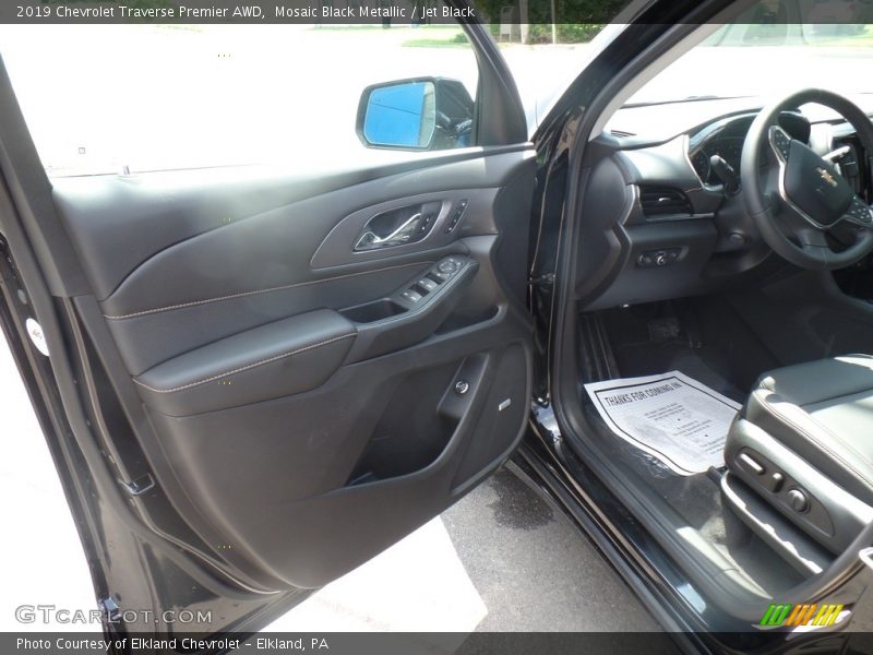 Mosaic Black Metallic / Jet Black 2019 Chevrolet Traverse Premier AWD