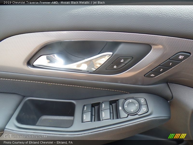 Mosaic Black Metallic / Jet Black 2019 Chevrolet Traverse Premier AWD