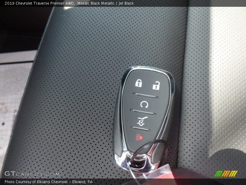 Mosaic Black Metallic / Jet Black 2019 Chevrolet Traverse Premier AWD
