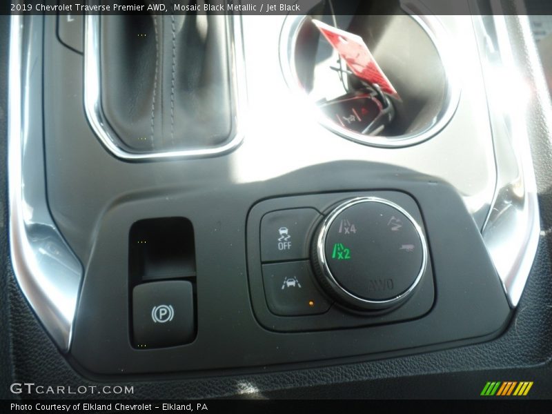 Mosaic Black Metallic / Jet Black 2019 Chevrolet Traverse Premier AWD