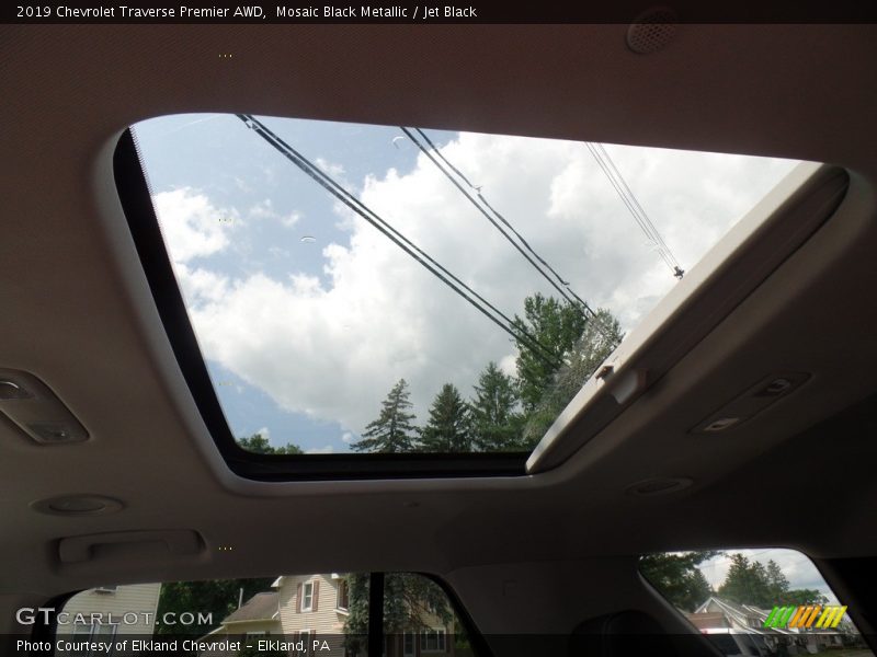 Mosaic Black Metallic / Jet Black 2019 Chevrolet Traverse Premier AWD