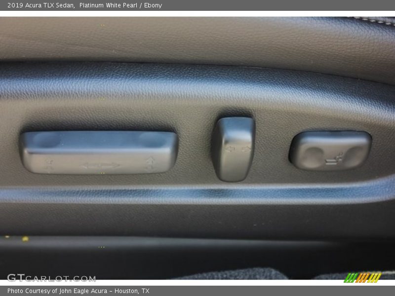 Platinum White Pearl / Ebony 2019 Acura TLX Sedan