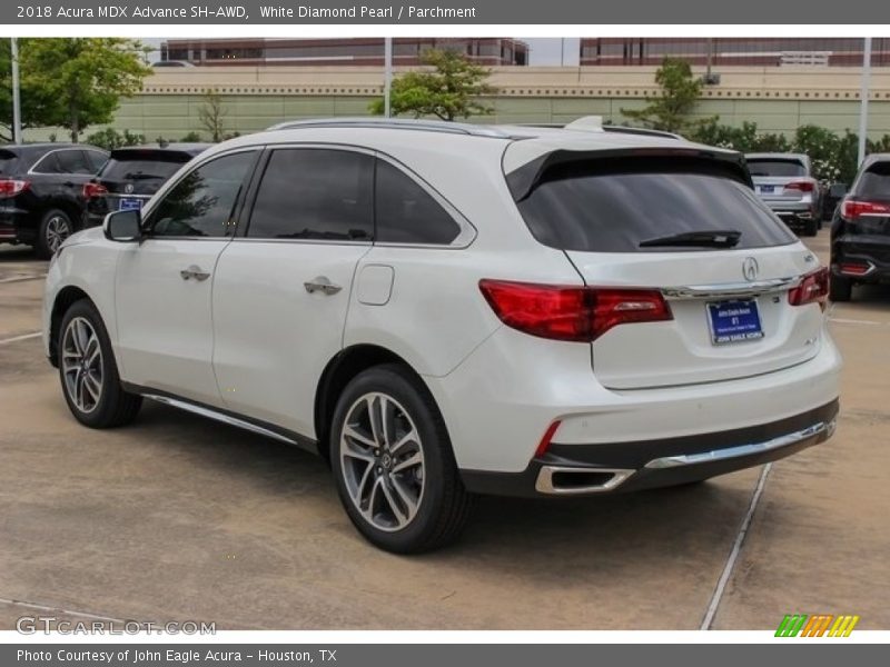 White Diamond Pearl / Parchment 2018 Acura MDX Advance SH-AWD