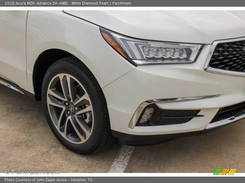 White Diamond Pearl / Parchment 2018 Acura MDX Advance SH-AWD