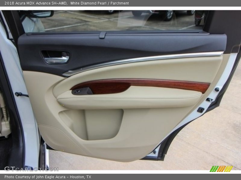White Diamond Pearl / Parchment 2018 Acura MDX Advance SH-AWD