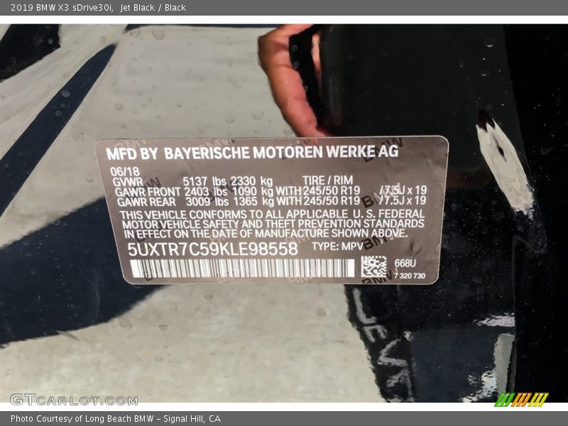 Jet Black / Black 2019 BMW X3 sDrive30i