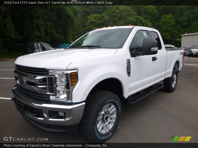  2019 F250 Super Duty XLT SuperCab 4x4 Oxford White