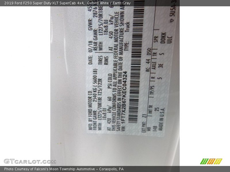 2019 F250 Super Duty XLT SuperCab 4x4 Oxford White Color Code Z1