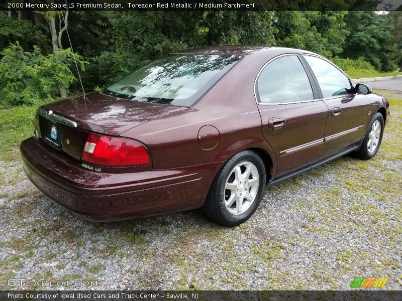 Toreador Red Metallic / Medium Parchment 2000 Mercury Sable LS Premium Sedan