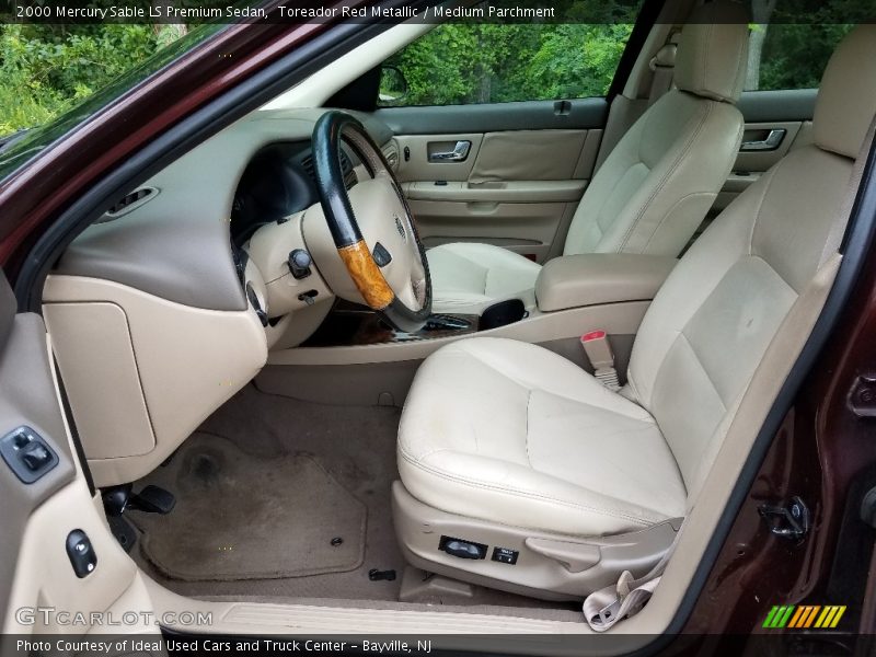 Toreador Red Metallic / Medium Parchment 2000 Mercury Sable LS Premium Sedan