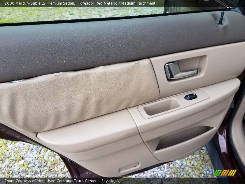Toreador Red Metallic / Medium Parchment 2000 Mercury Sable LS Premium Sedan